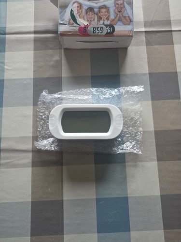Plumeet digital alarm clock - digital,